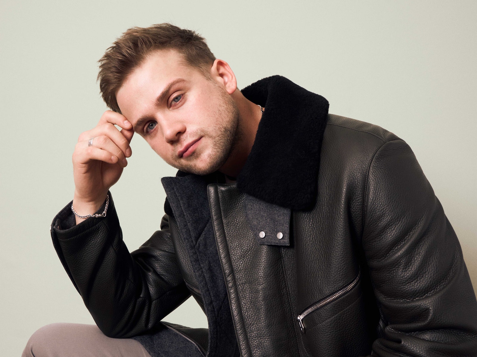 Leo Woodall on Bridget Jones: Mad About the Boy and His Romantic Advice for Men